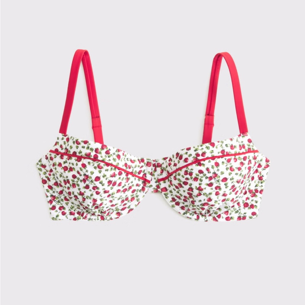 Abercrombie & Fitch Curve Love Strawberry Bikini Top